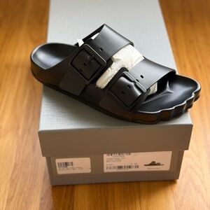 NEW IN BOX: Balenciaga Sunday Leather Sandal